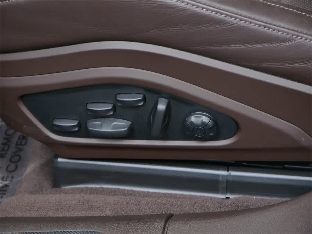 Thumbnail: 2025 Porsche Panamera - 13