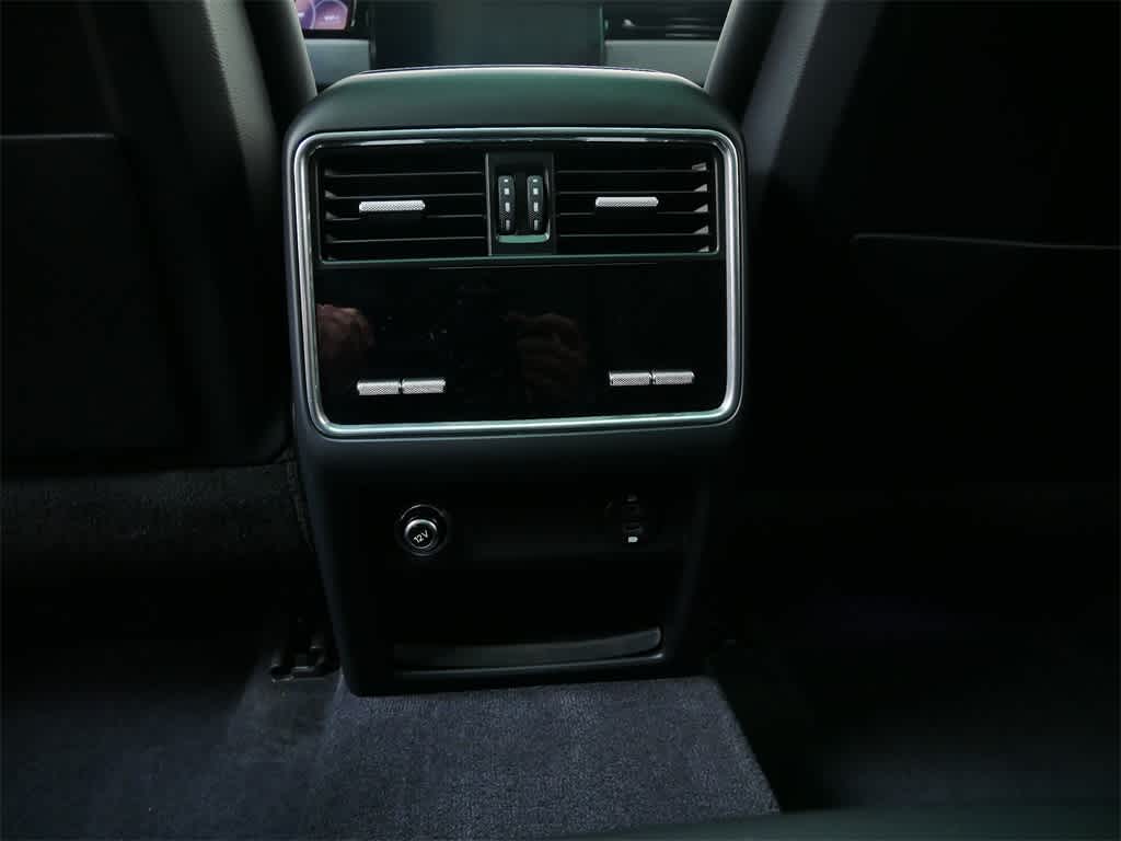 Thumbnail: 2023 Porsche Cayenne - 15