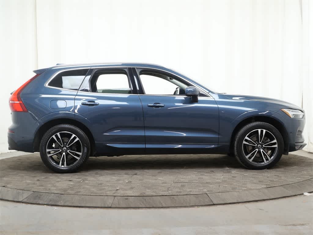 Thumbnail: 2018 Volvo XC60 - 8