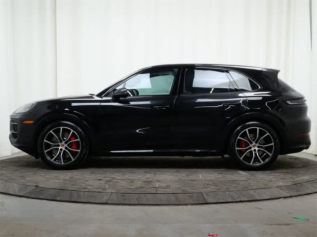 Thumbnail: 2026 Porsche Cayenne - 2