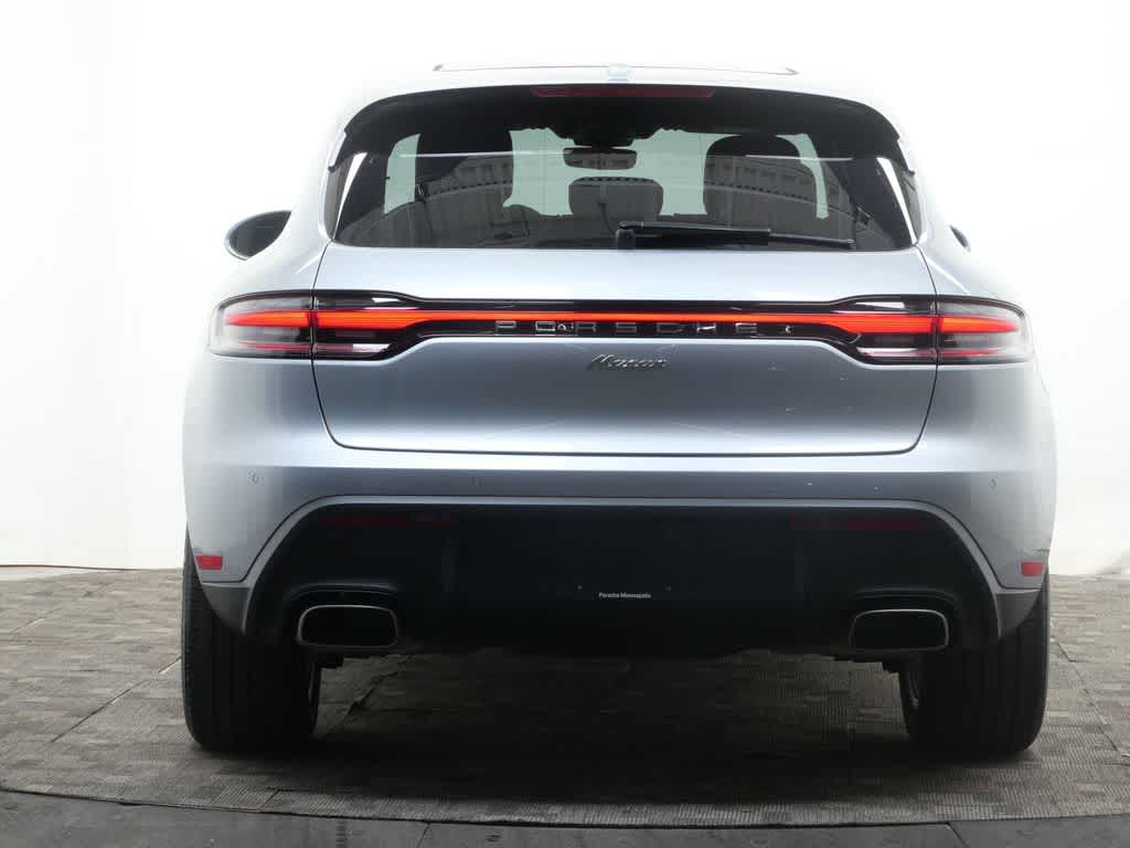 Thumbnail: 2025 Porsche Macan - 6