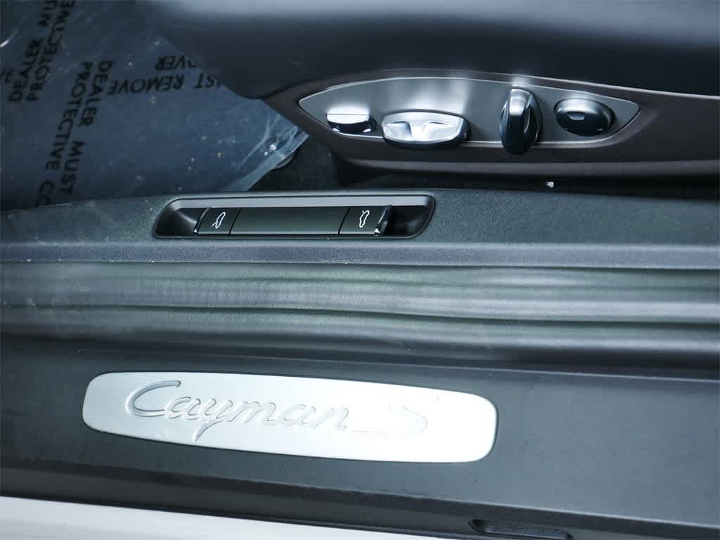 Thumbnail: 2025 Porsche 718 Cayman - 13