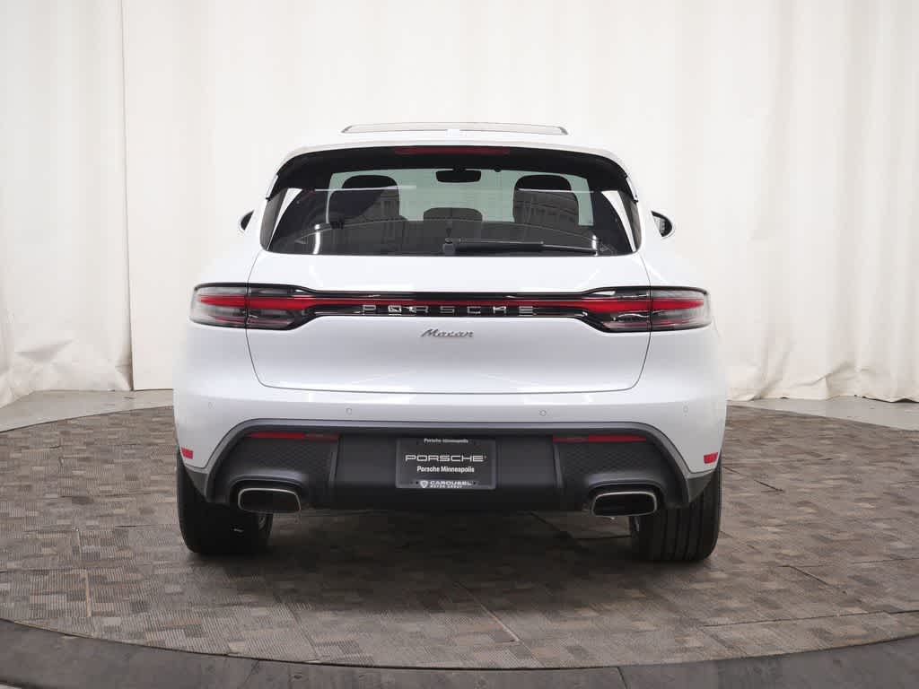 Thumbnail: 2026 Porsche Macan - 6