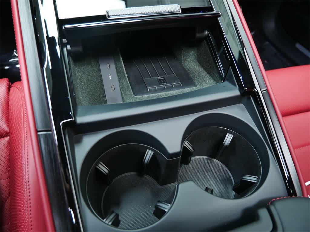 Thumbnail: 2025 Porsche Panamera - 28