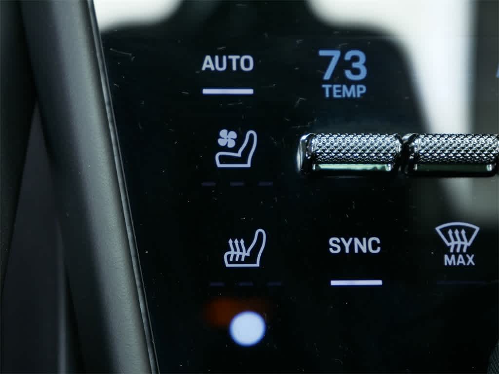 Thumbnail: 2025 Porsche Cayenne - 27