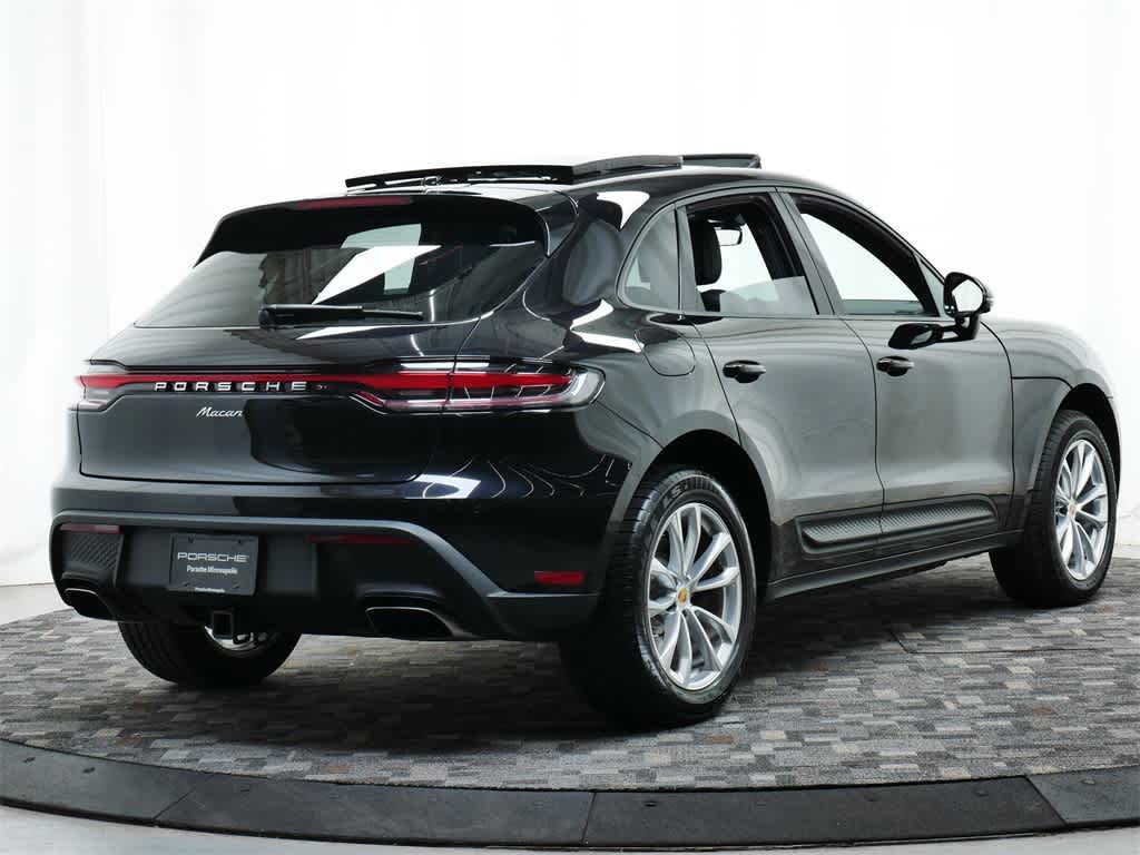 2025 Porsche Macan  7