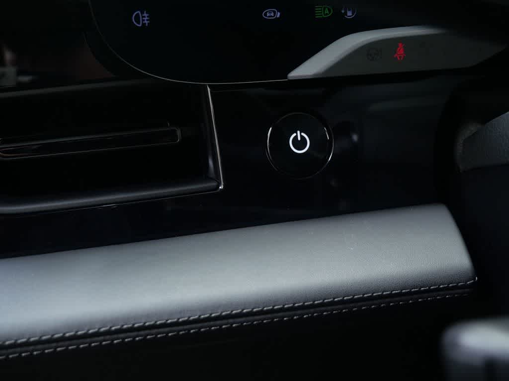 Thumbnail: 2023 Porsche Taycan - 20