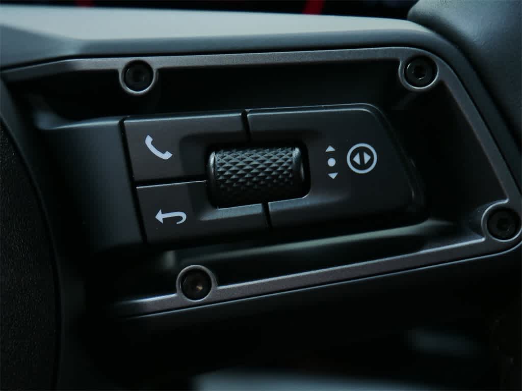 Thumbnail: 2025 Porsche Taycan - 21