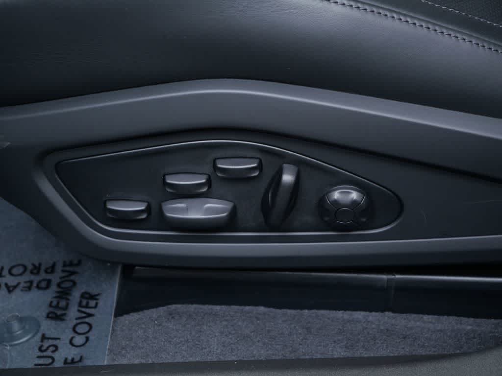 Thumbnail: 2023 Porsche Taycan - 13