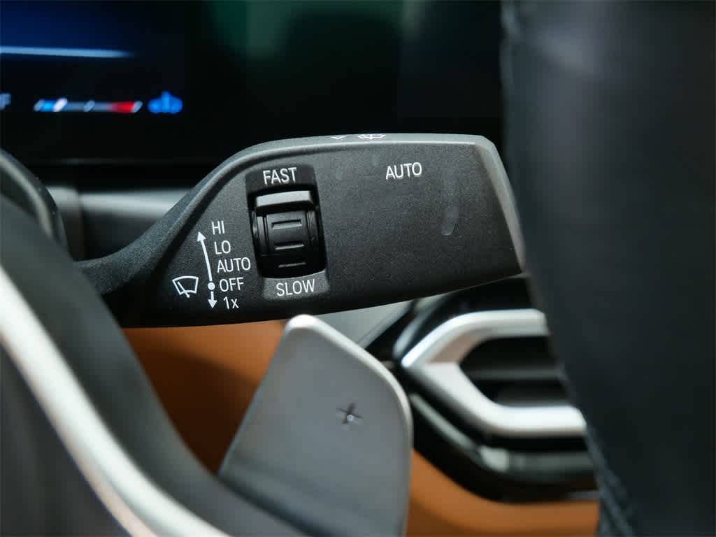 Thumbnail: 2023 BMW 3 Series - 23