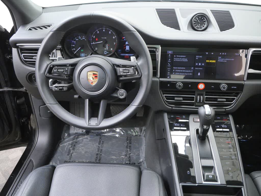 Thumbnail: 2026 Porsche Macan - 16