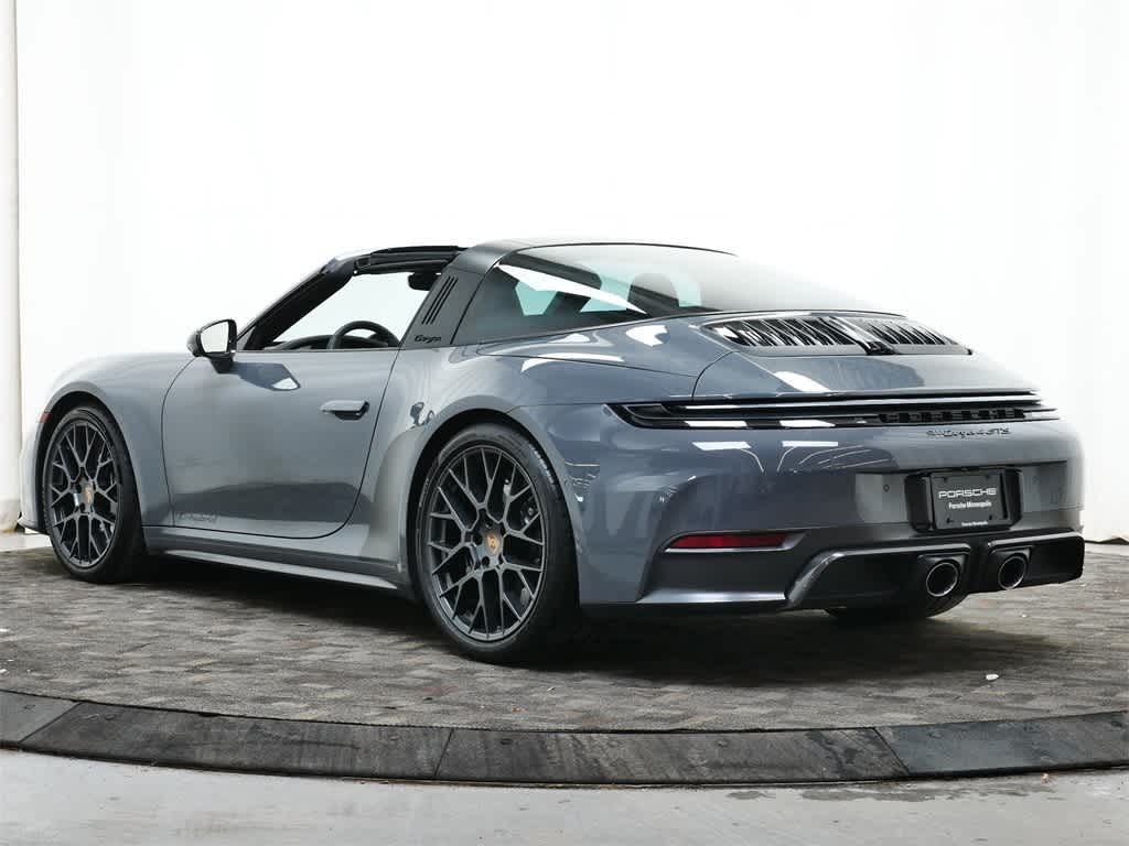 Thumbnail: 2025 Porsche 911 - 3