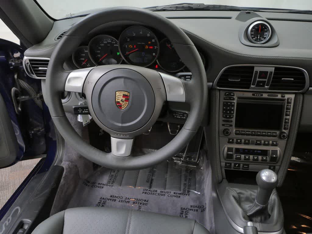 Thumbnail: 2006 Porsche 911 - 15