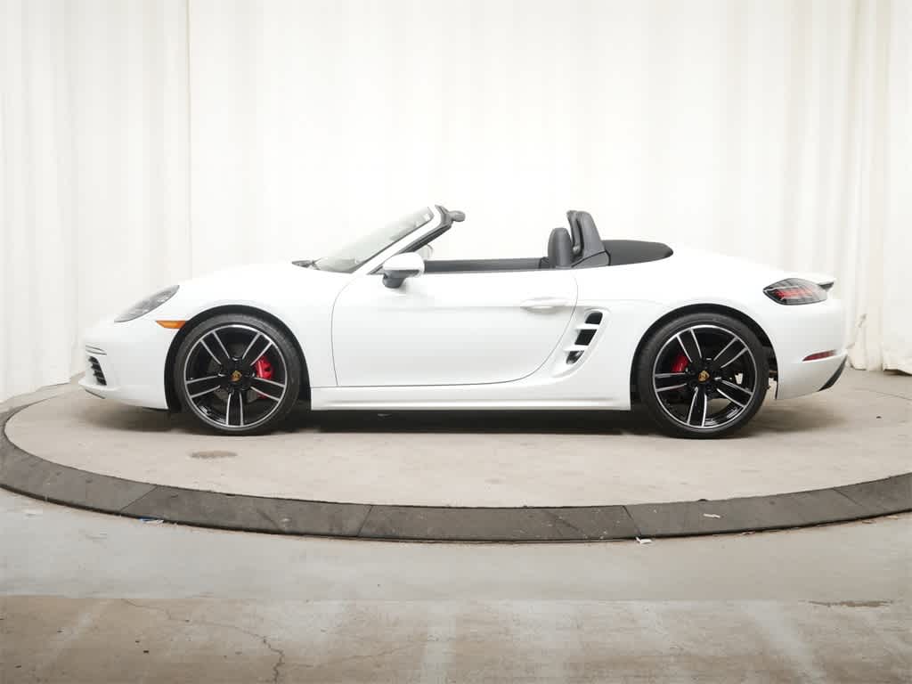 Thumbnail: 2025 Porsche 718 Boxster - 2