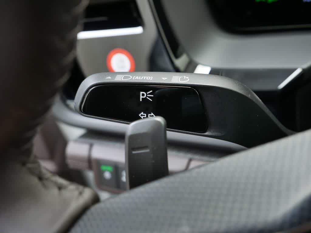 Thumbnail: 2025 Porsche Panamera - 25