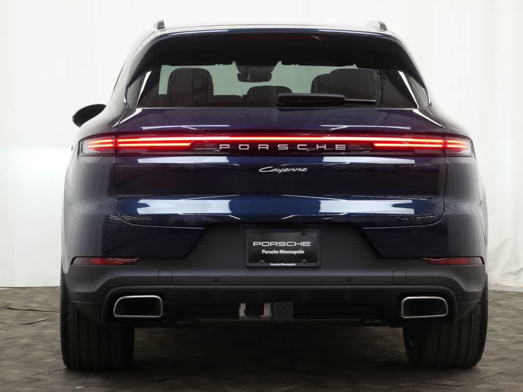 Thumbnail: 2026 Porsche Cayenne - 6