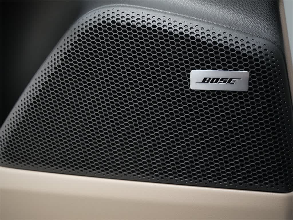 Thumbnail: 2026 Porsche Macan - 17