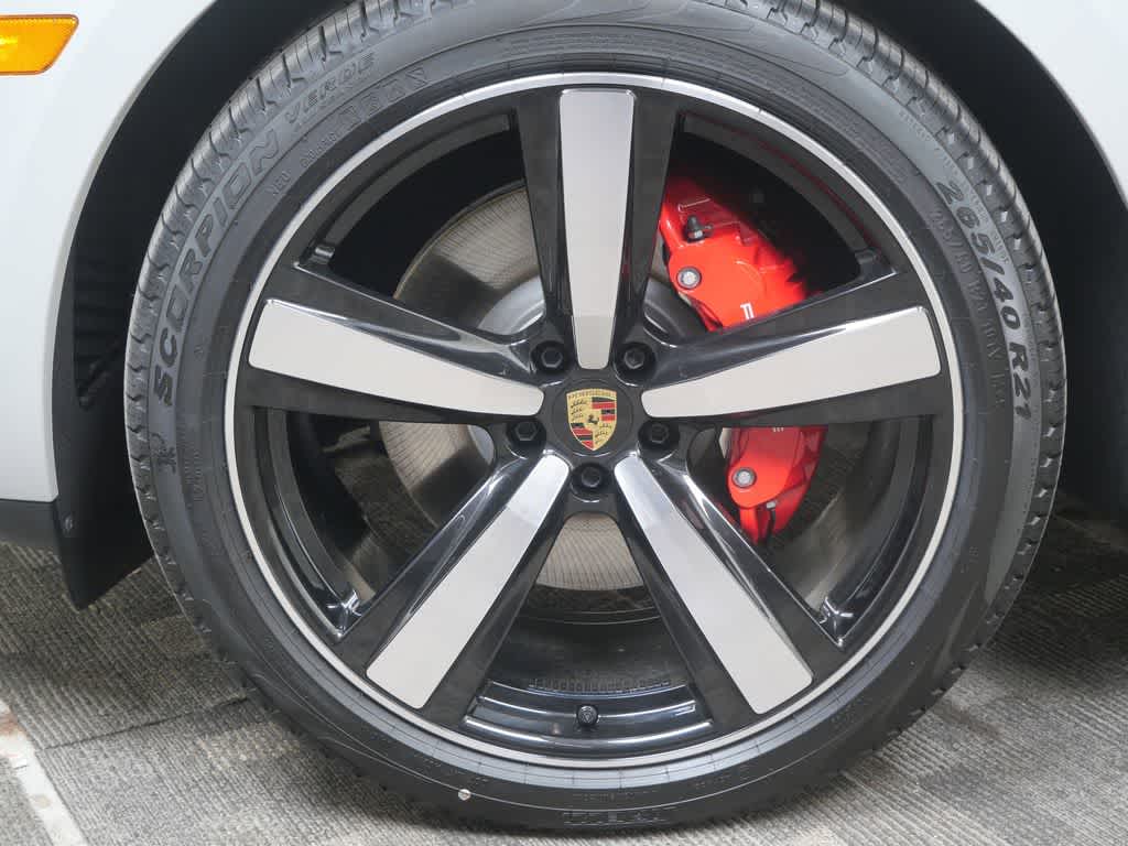 Thumbnail: 2026 Porsche Macan - 11