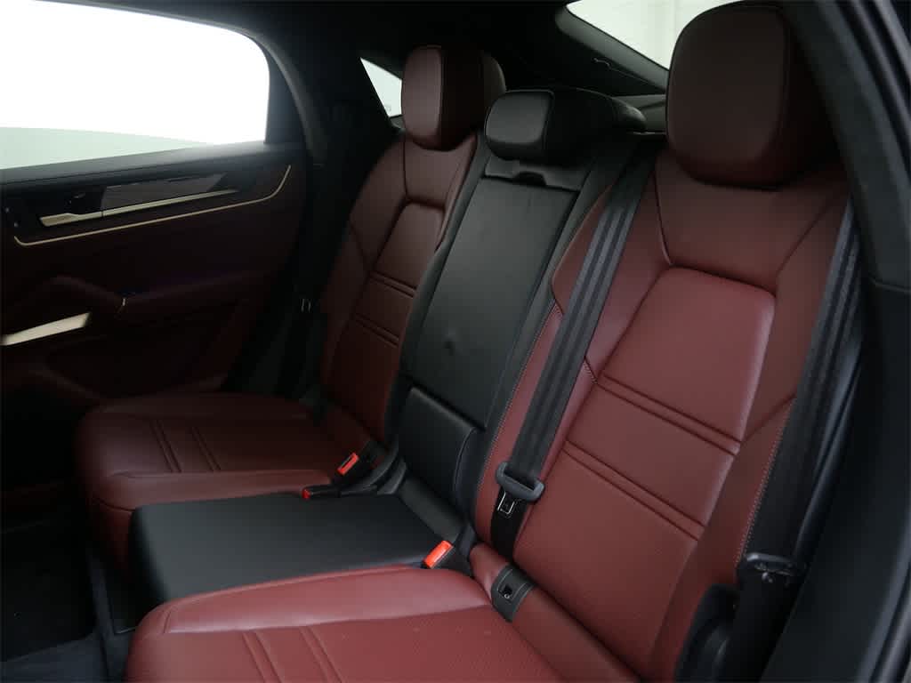 Thumbnail: 2025 Porsche Cayenne - 14
