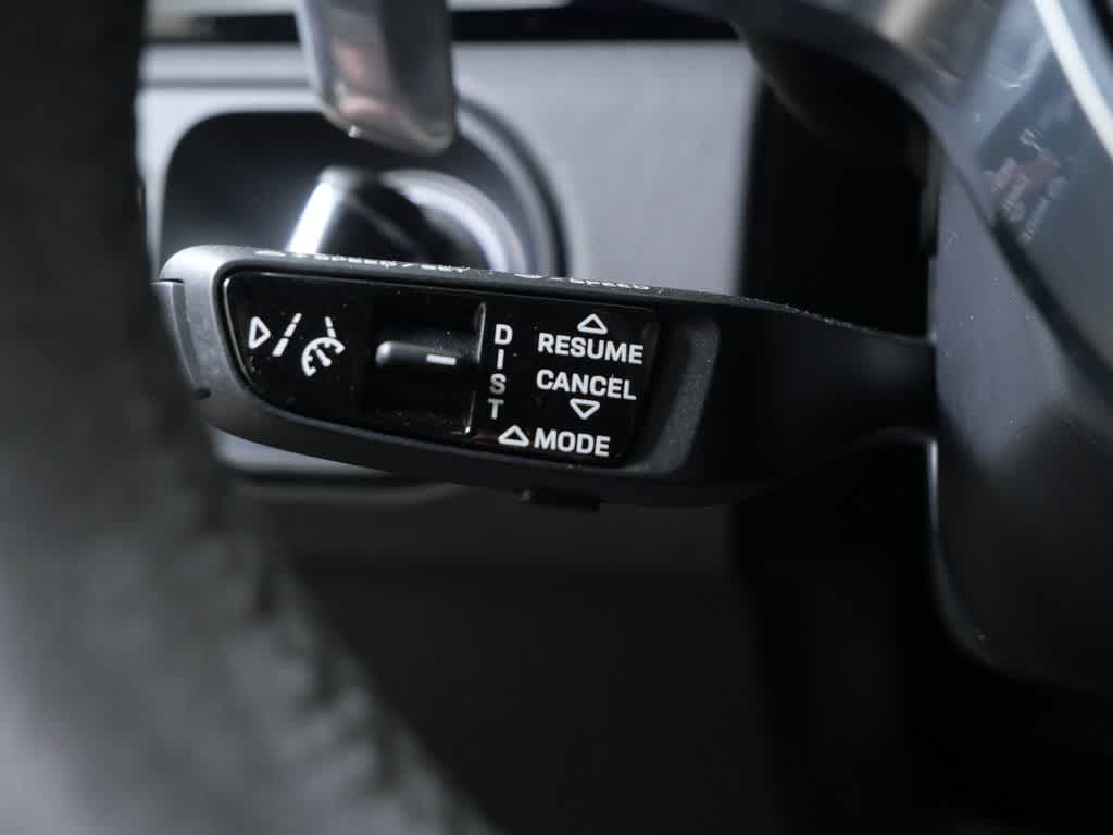 Thumbnail: 2021 Porsche Cayenne - 27