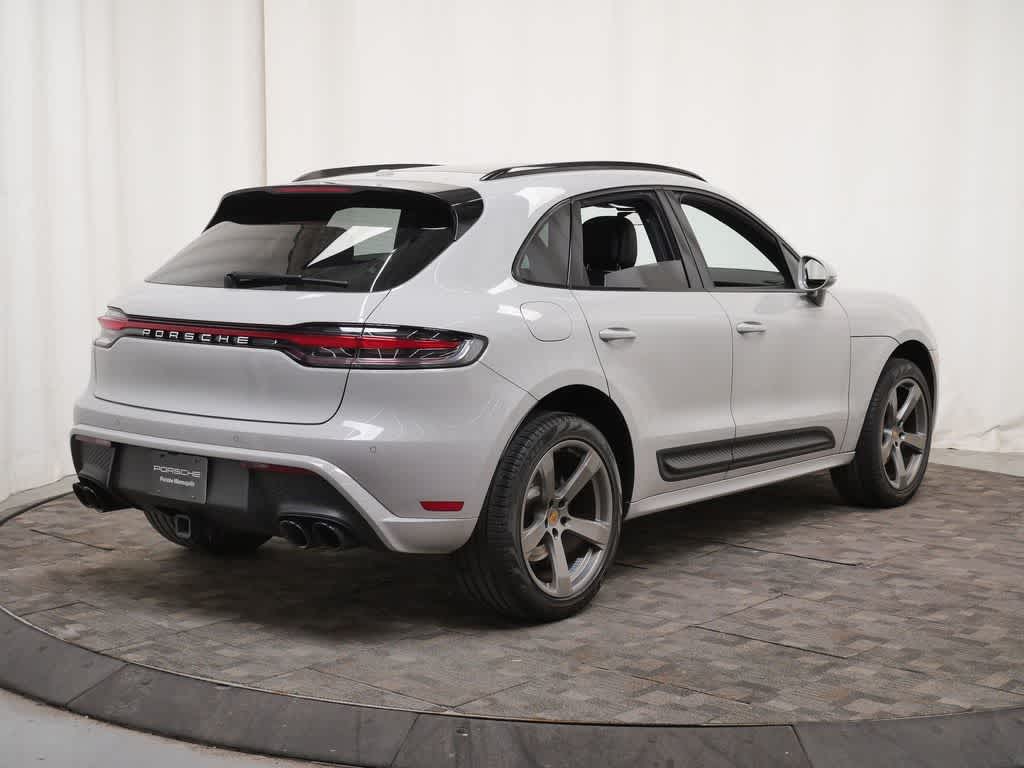Thumbnail: 2023 Porsche Macan - 7