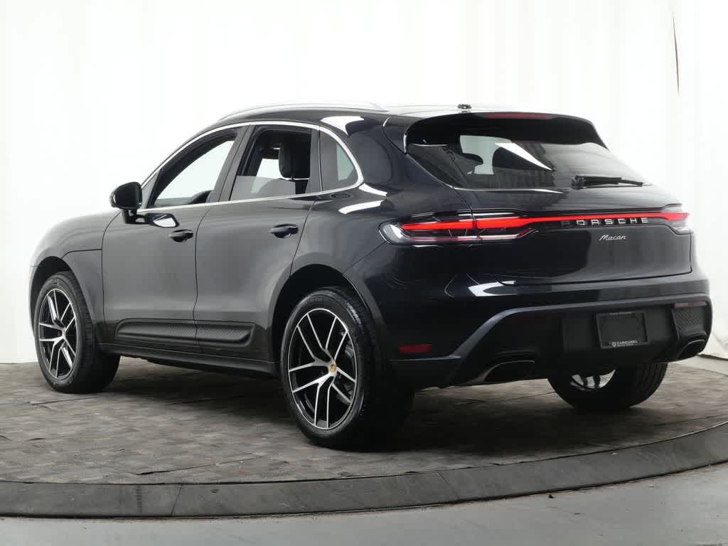 Thumbnail: 2026 Porsche Macan - 3