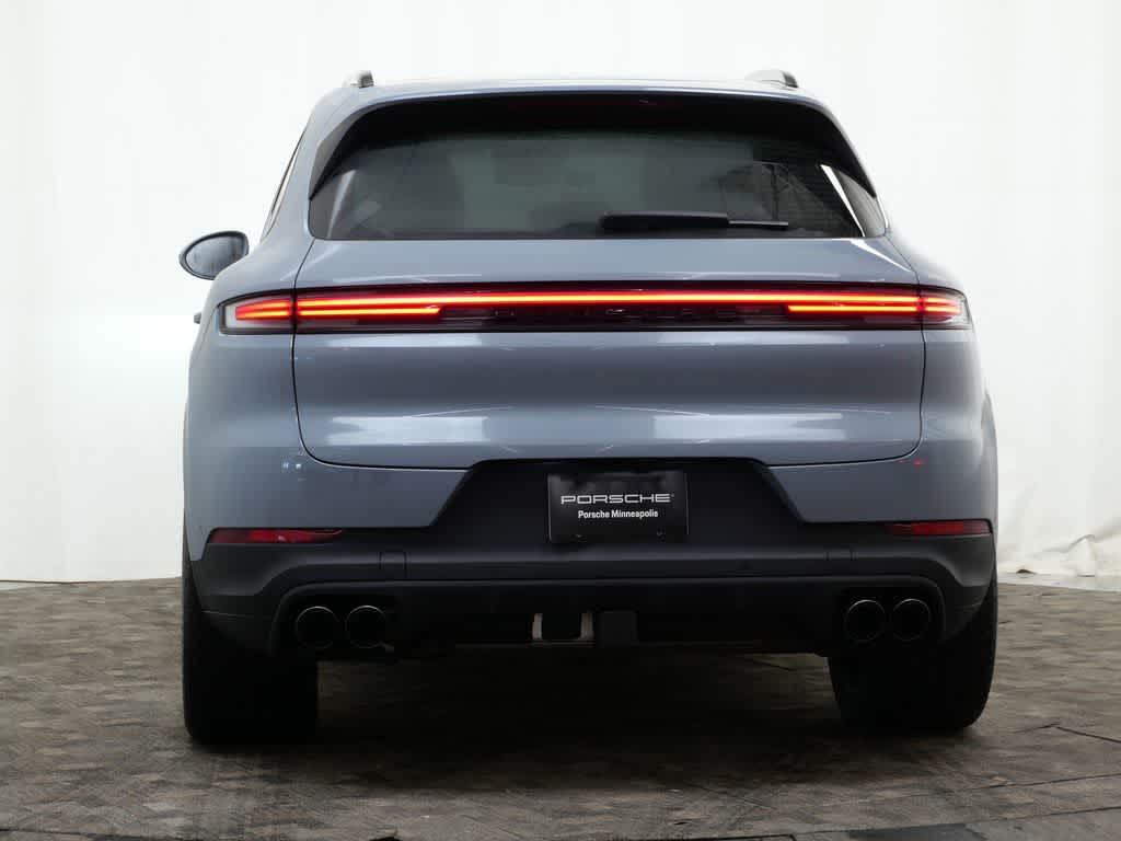 Thumbnail: 2026 Porsche Cayenne - 6