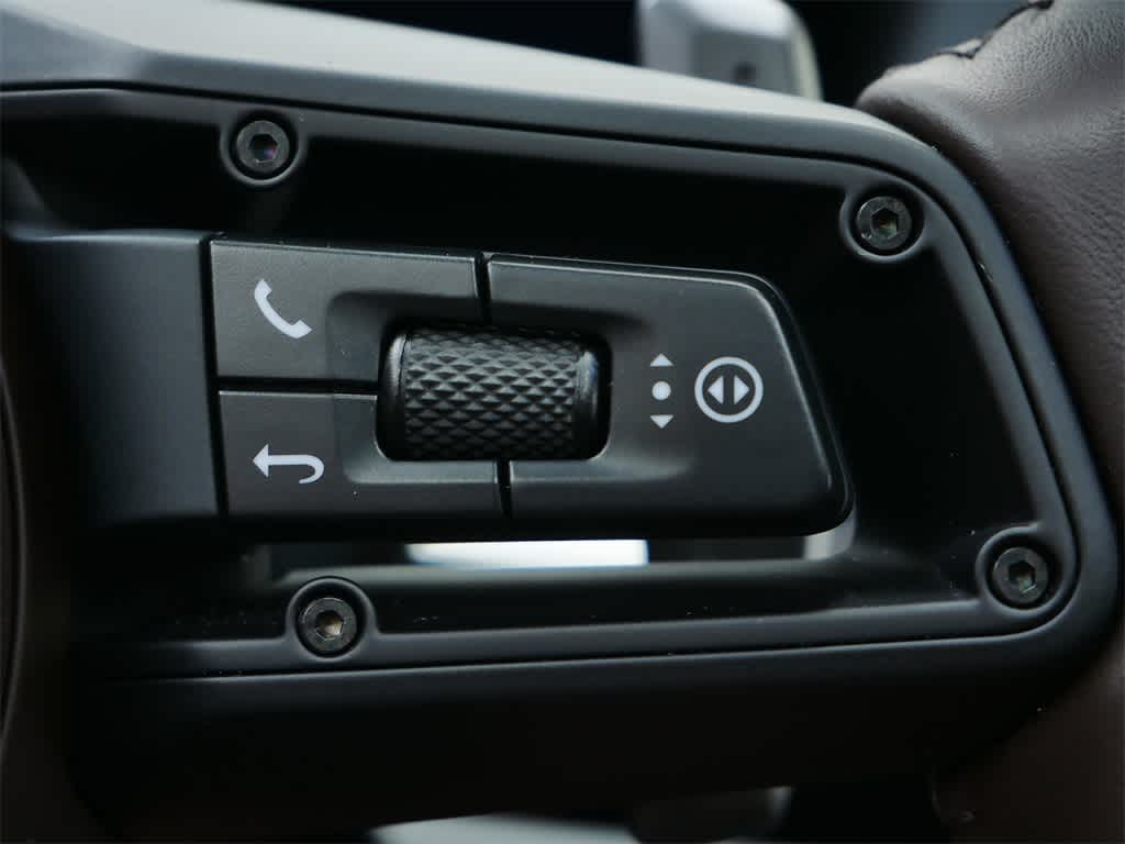 Thumbnail: 2025 Porsche Panamera - 21