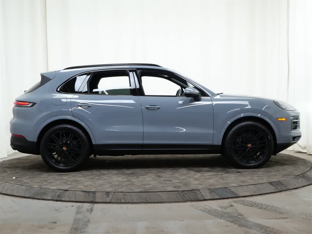 Thumbnail: 2026 Porsche Cayenne - 8