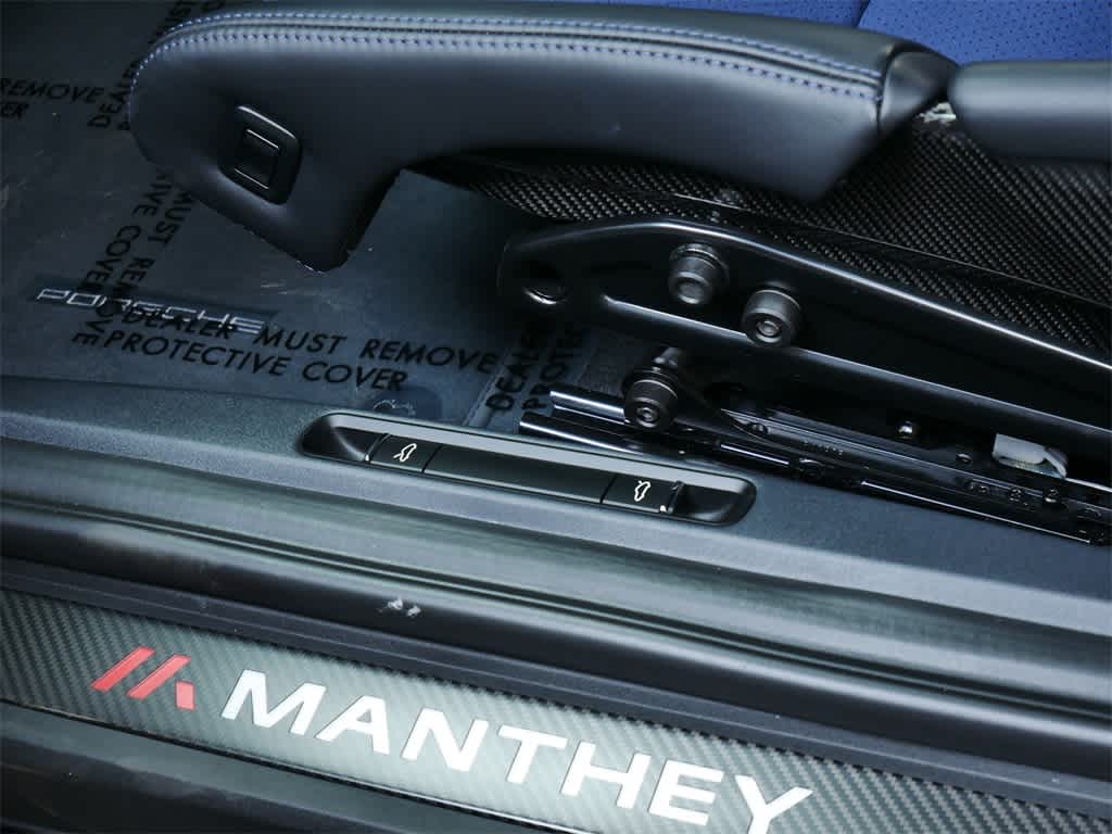 Thumbnail: 2025 Porsche 718 Cayman - 13