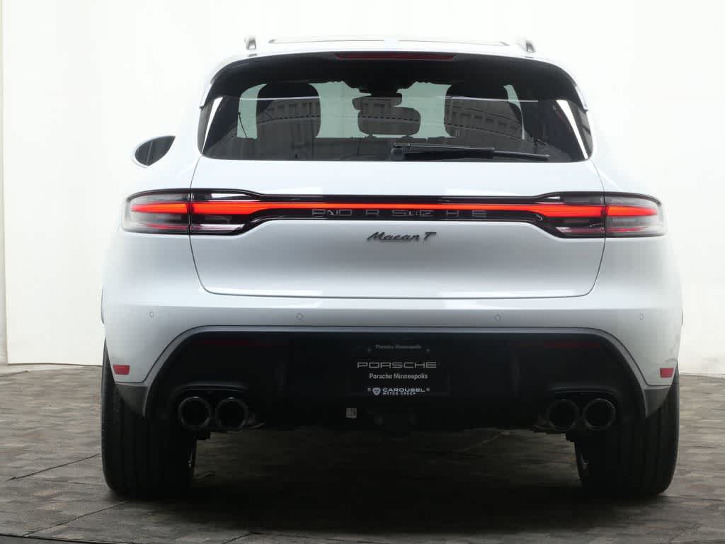 Thumbnail: 2026 Porsche Macan - 6