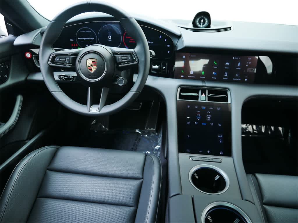 Thumbnail: 2025 Porsche Taycan - 15