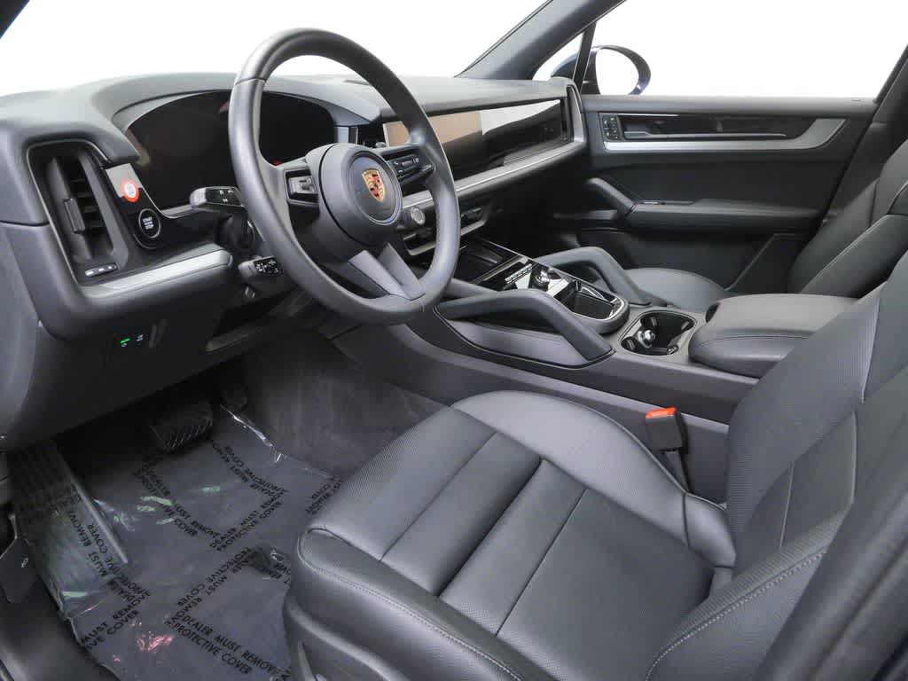 Thumbnail: 2025 Porsche Cayenne - 4