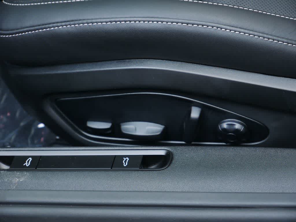 Thumbnail: 2026 Porsche 911 - 12