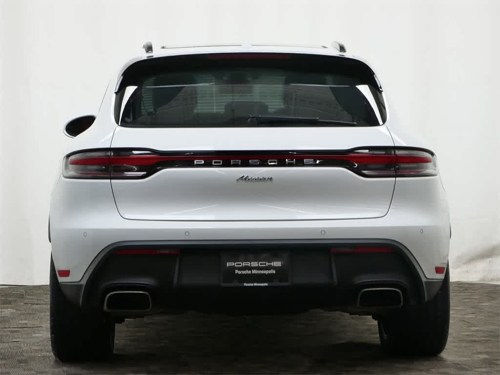 Thumbnail: 2025 Porsche Macan - 6
