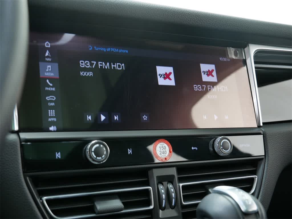 Thumbnail: 2025 Porsche Macan - 26