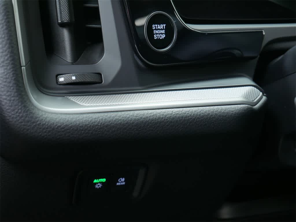 Thumbnail: 2026 Porsche Cayenne - 18