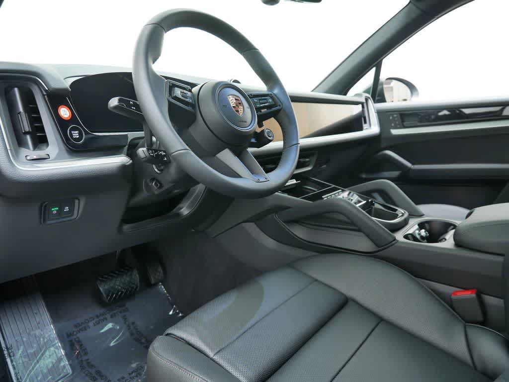 Thumbnail: 2026 Porsche Cayenne - 4