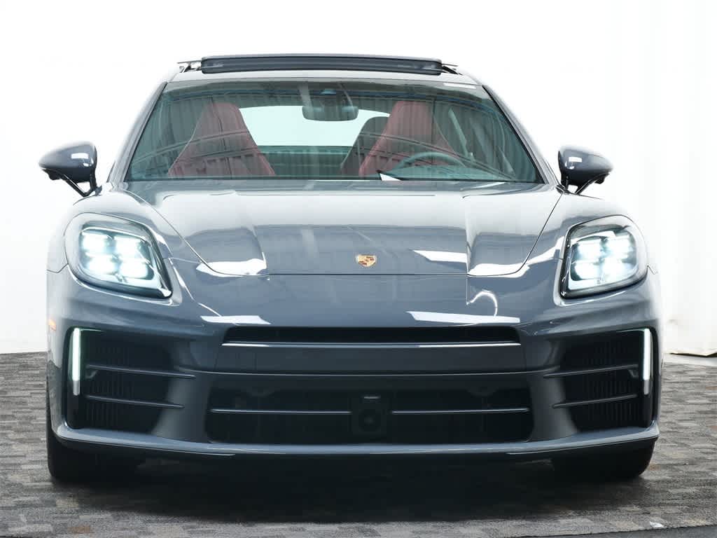 Thumbnail: 2025 Porsche Panamera - 10