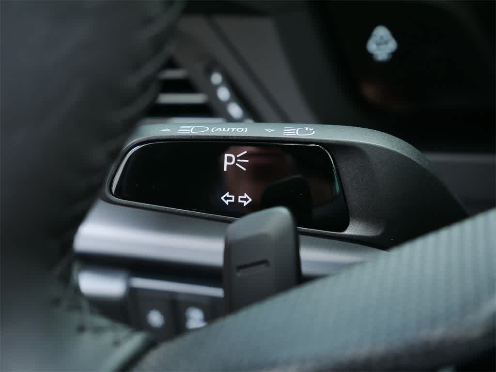 Thumbnail: 2025 Porsche 911 - 19