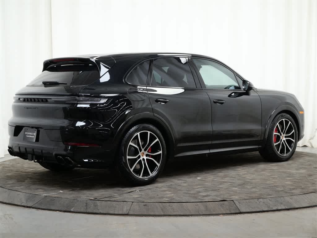 Thumbnail: 2026 Porsche Cayenne - 7