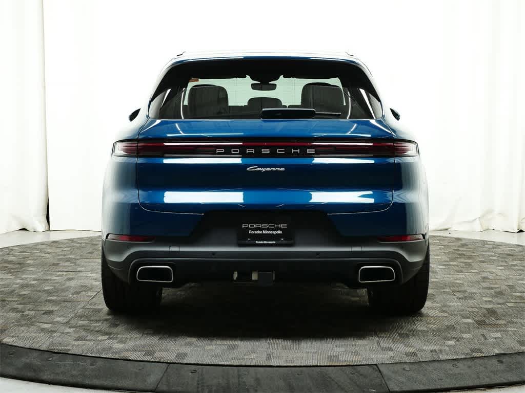 Thumbnail: 2024 Porsche Cayenne - 6