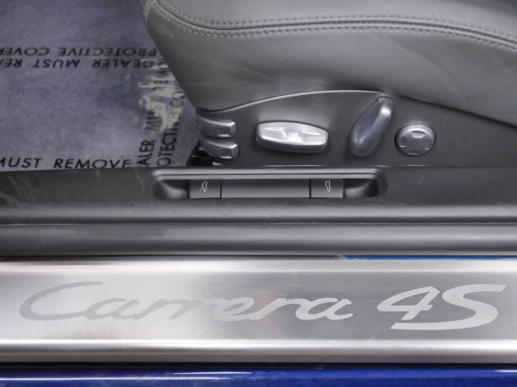 Thumbnail: 2006 Porsche 911 - 12