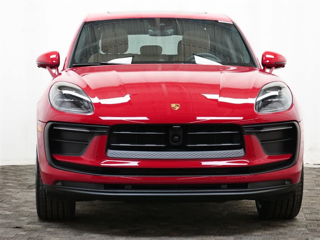 Thumbnail: 2026 Porsche Macan - 10