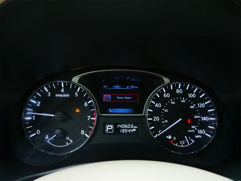 Thumbnail: 2015 Nissan Pathfinder - 27