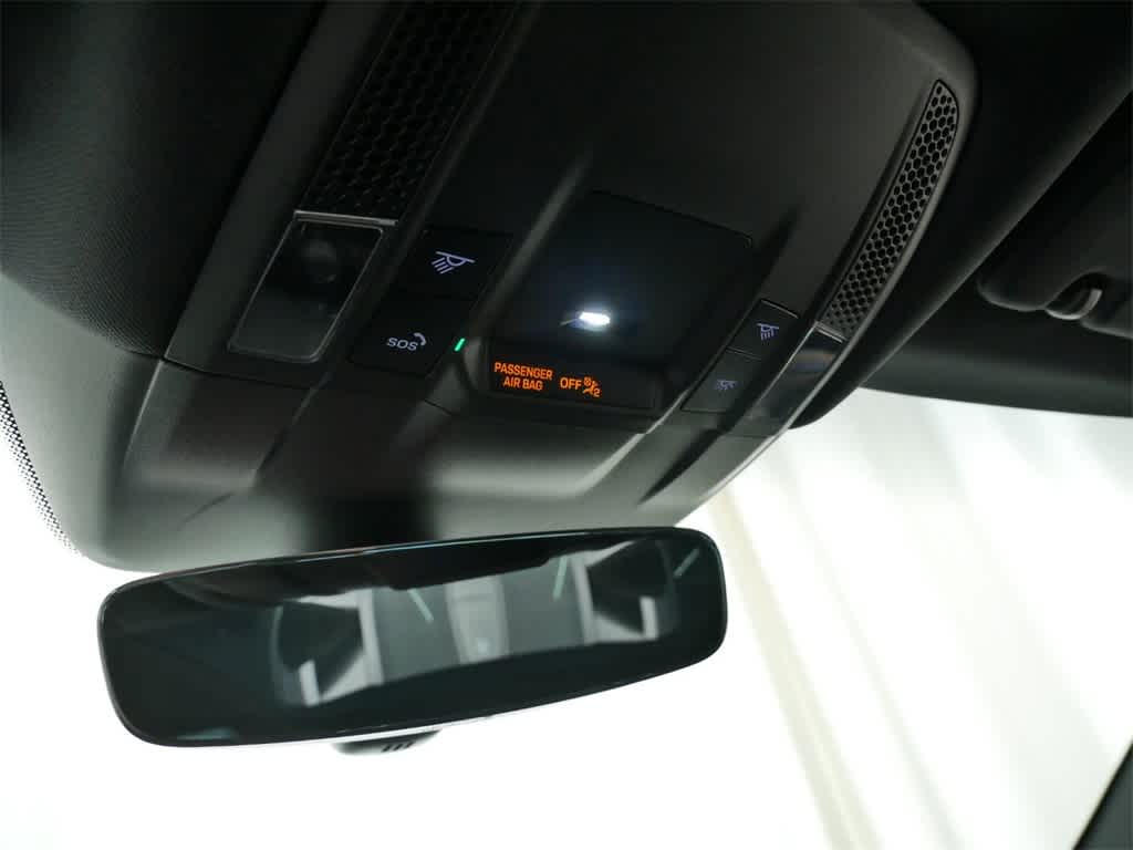 Thumbnail: 2021 Porsche Taycan - 24