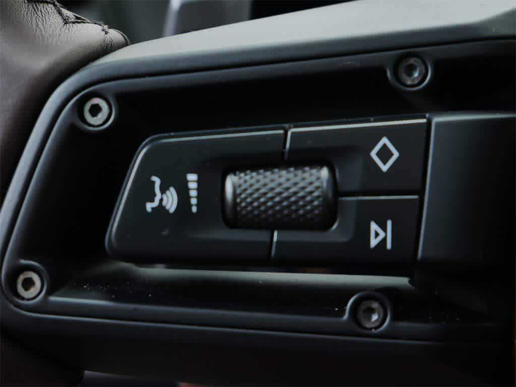 Thumbnail: 2025 Porsche Panamera - 22