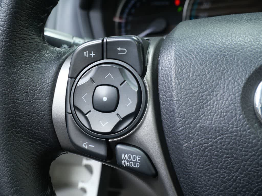 Thumbnail: 2015 Toyota Venza - 18