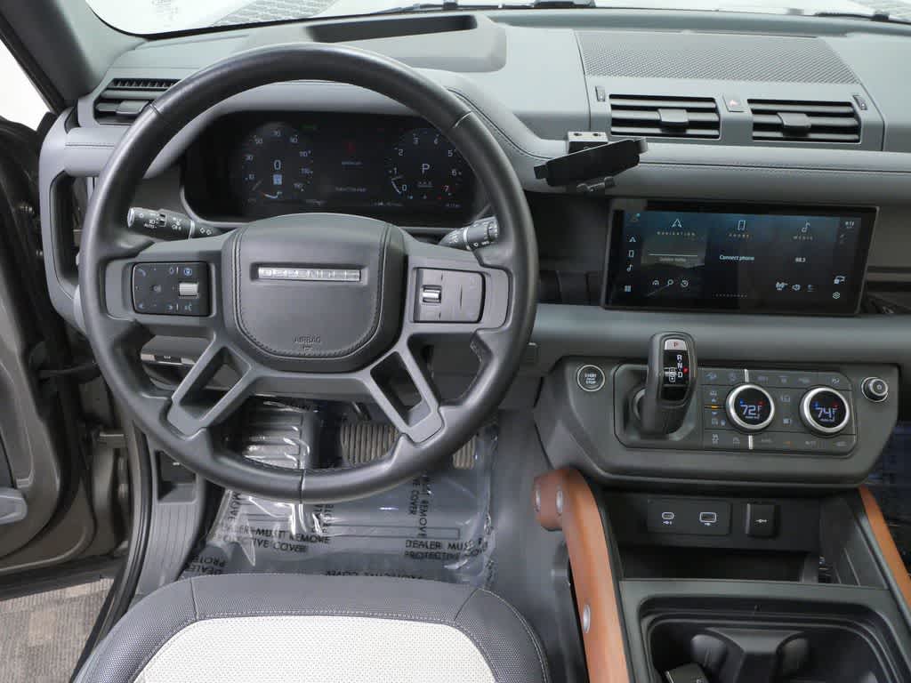 Thumbnail: 2024 Land Rover Defender - 16