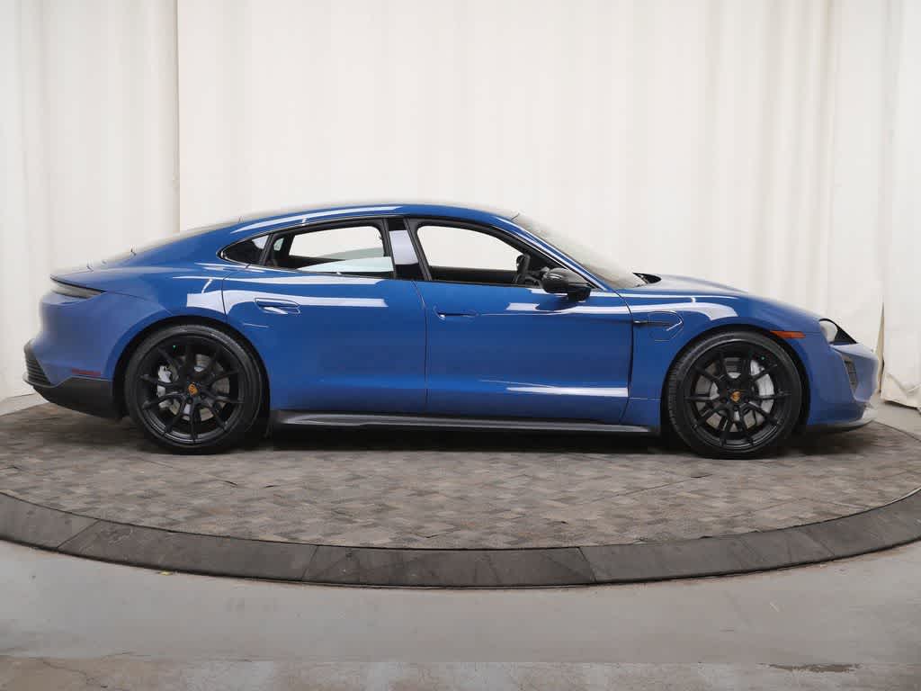 Thumbnail: 2023 Porsche Taycan - 8